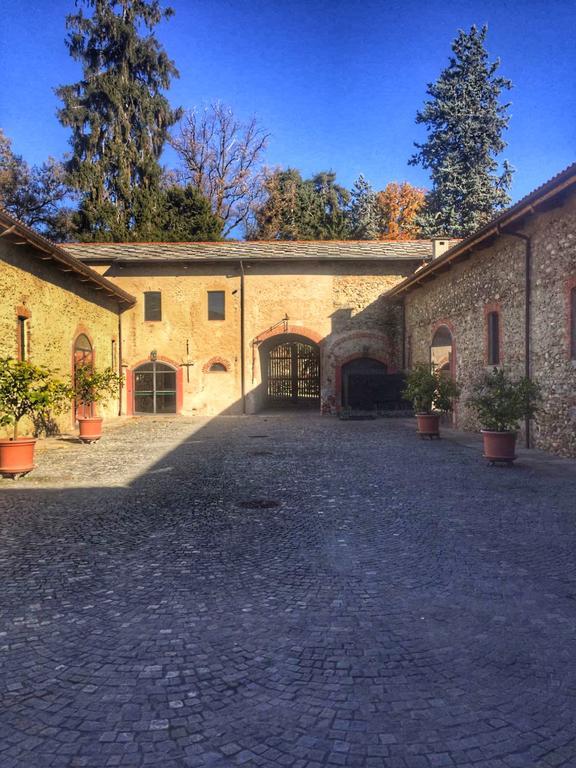 Villa Le 5 Frecce Cavour Esterno foto